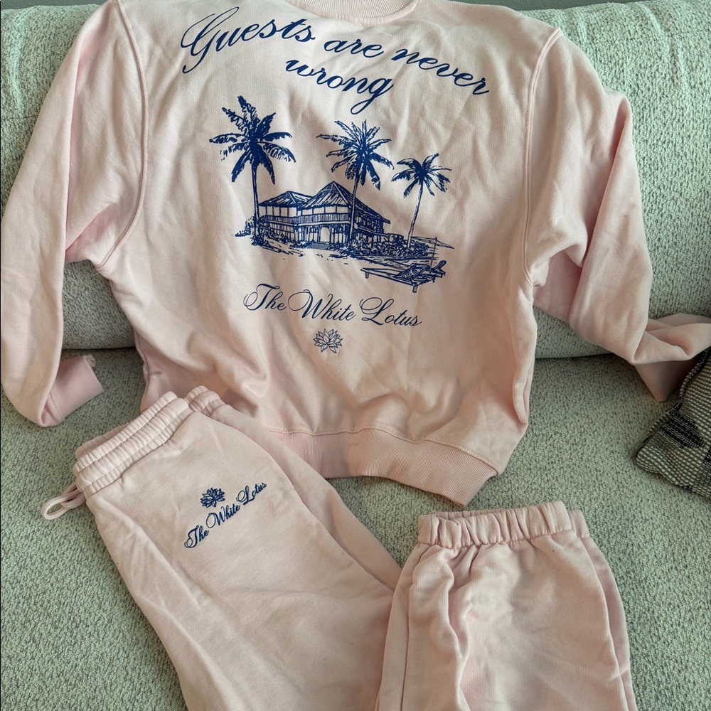 Zara white lotus sweat set